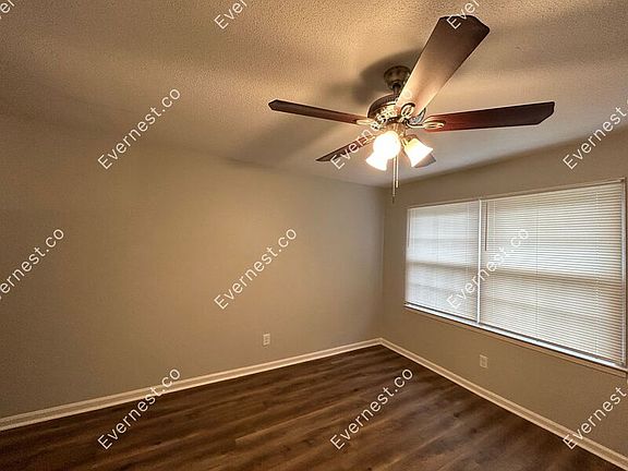 3rd image of 588 Hillbrook Dr