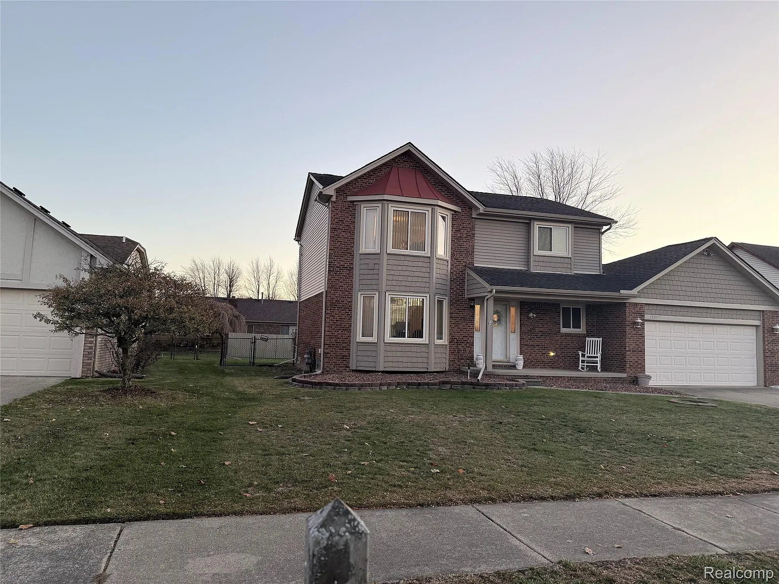 26384 Mapleridge Dr photo 1