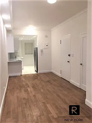 Rented by R New York | media 10