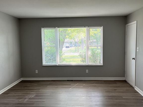 5th image of 923 Mill Hwy #1