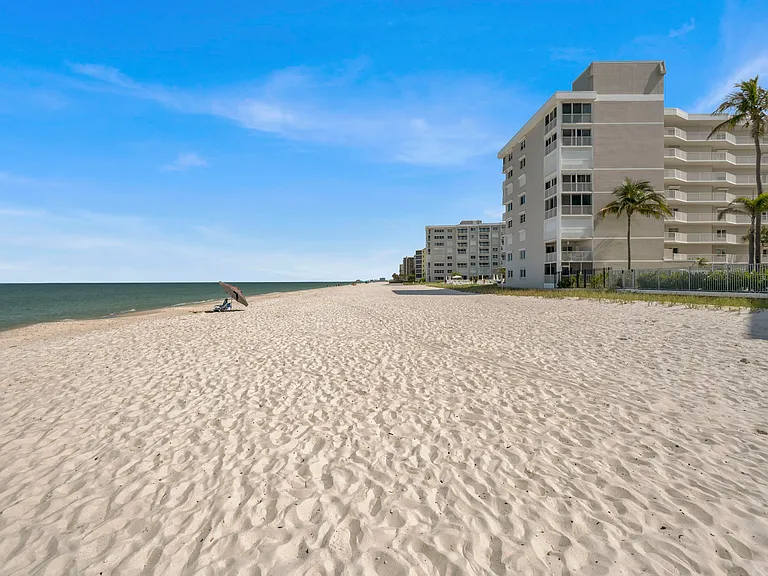 3443 Gulf Shore Blvd N #313 — Photo 20