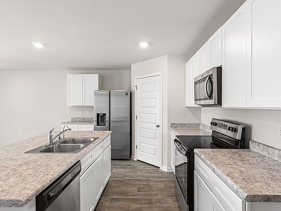 5th image of 5816 Viking Way