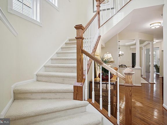 3rd image of 14752 Links Pond Cir