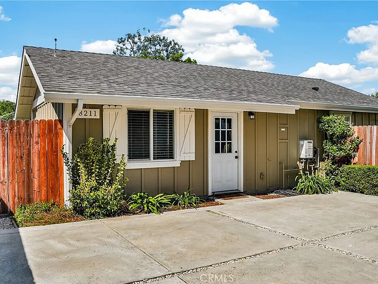 8211 Quartz Ave — Photo 39