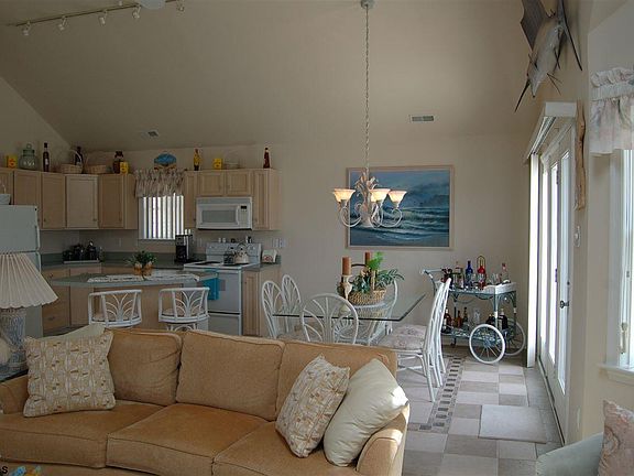 5th image of 3330 Haven Ave #2