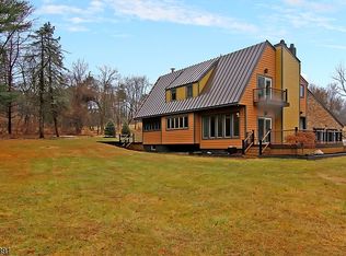 110 Hoffman Rd, Port Murray, NJ 07865