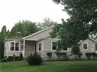 2113 Mary St, Hermitage, PA 16148