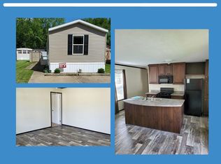 171 N Compass Dr, Vermilion, OH 44089