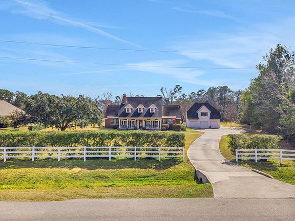 4th image of 14519 Wildwood Cir