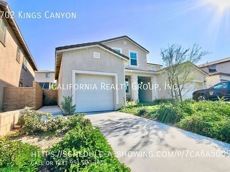 2702 Kings Canyon Dr — Photo 12