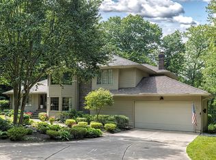 1580 Taylor Ridge Ct, Erie, PA 16505