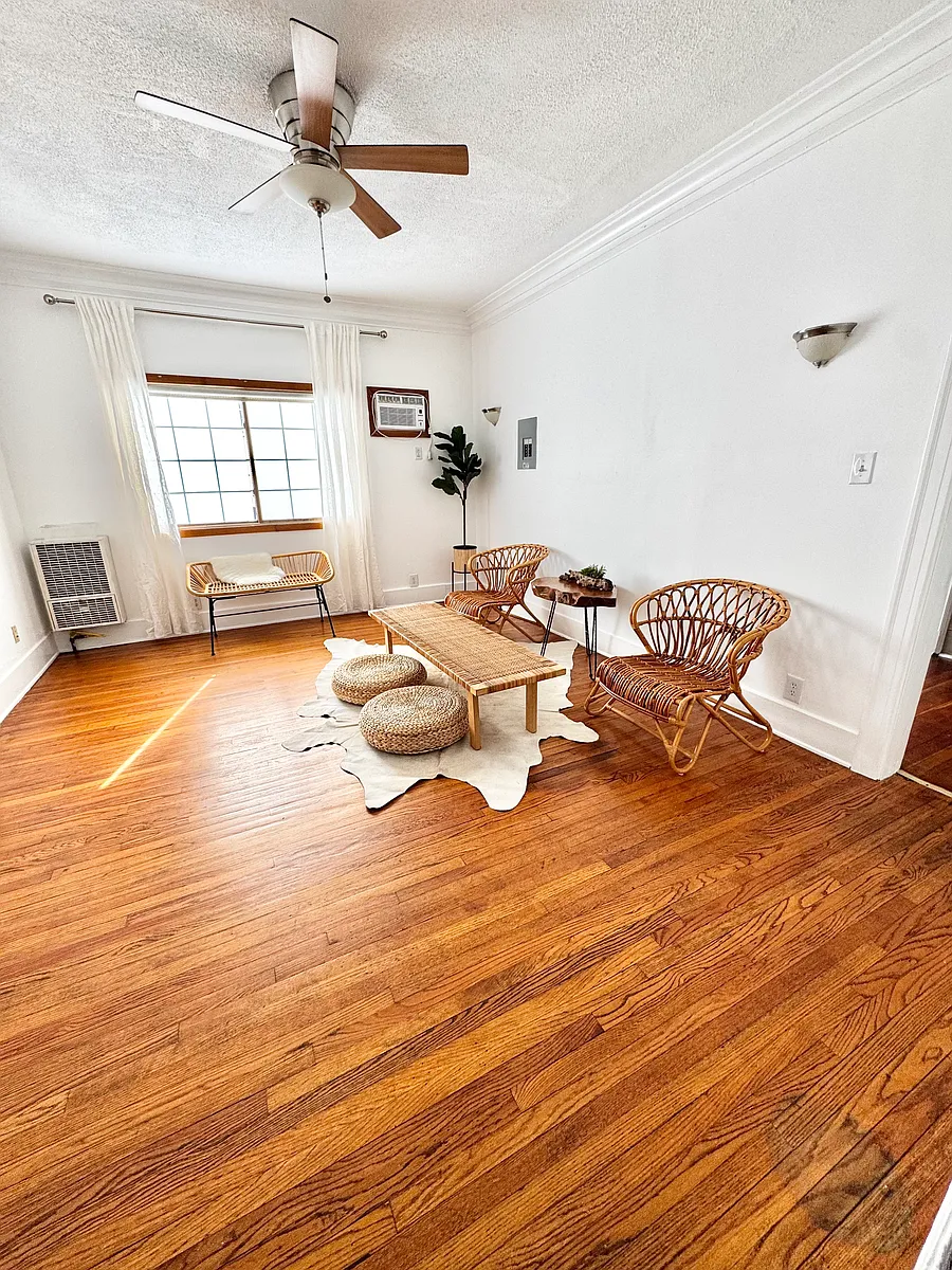 Building Photo - 1758 Winona Blvd #3