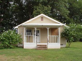 408 W Manning St, Chesnee, SC 29323