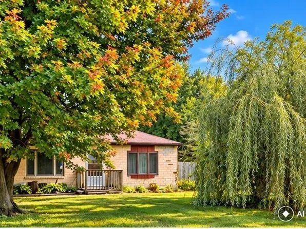 705 Burr Oak Ave, Evansdale, IA 50707