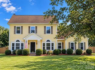 15229 Dartford Ln, Mint Hill, NC 28227