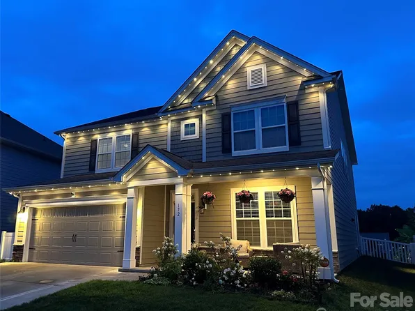 172 Longleaf Dr, Mooresville, NC 28117