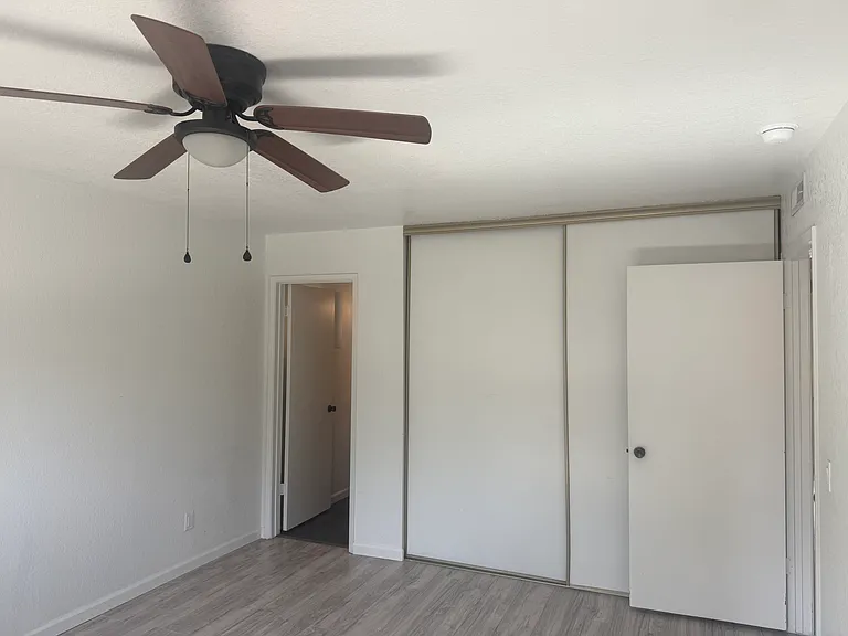 1820 Marigold Ln — Photo 12
