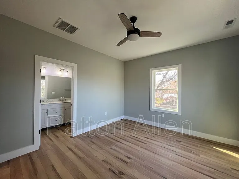 25 Nevada Ave #201 — Photo 13