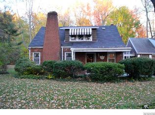 5779 Dover Rd, Lake View, NY 14085