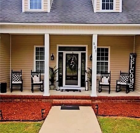 2nd image of 111 Hensdale Rd