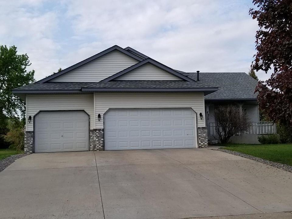 2nd image of 8930 Woodhall Cir N