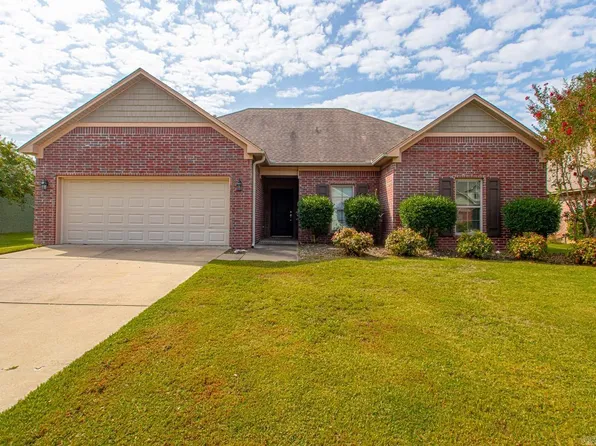 24 Brentwood Dr, Vilonia, AR 72173
