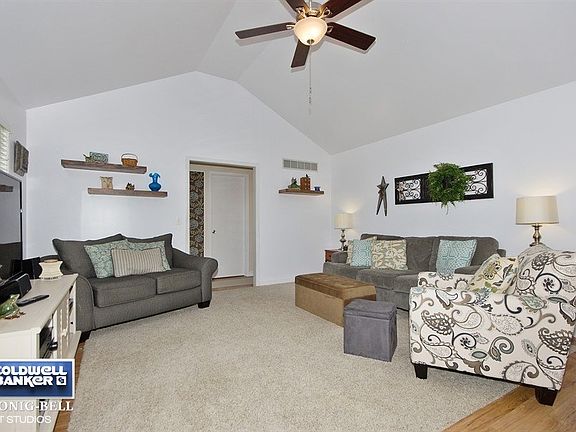 5th image of 1310 Whitetail Ln