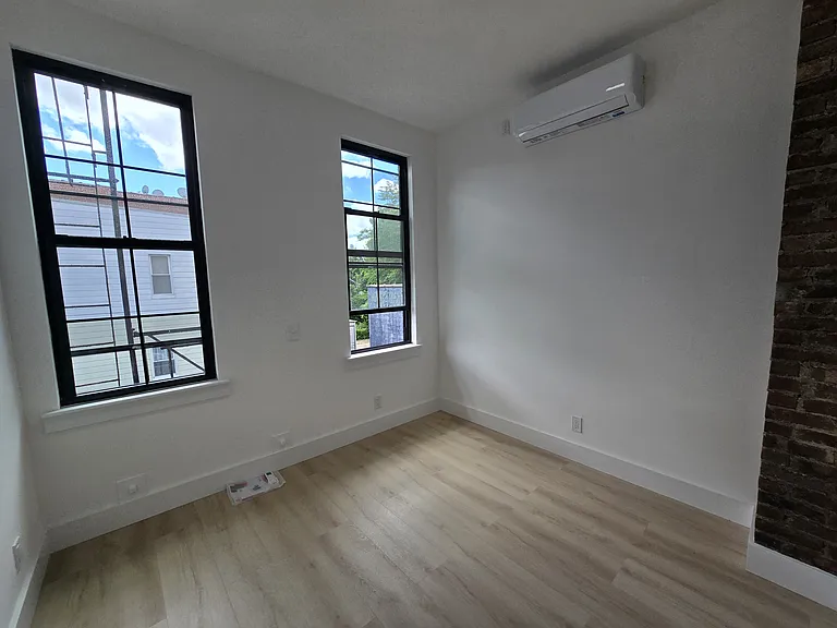 32-04 44th St #2B — Photo 7