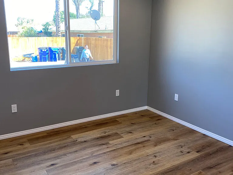 150 S Lotus Ave — Photo 13