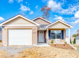 2070 Glade Dr SE, Christiansburg, VA 24073