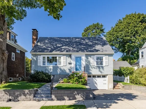 40 Eastbourne St, Roslindale, MA 02131