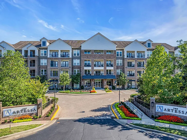 Artessa Apartments — Photo 30