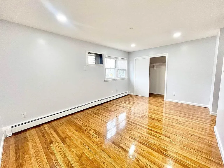 13 Silver St #2 — Photo 10