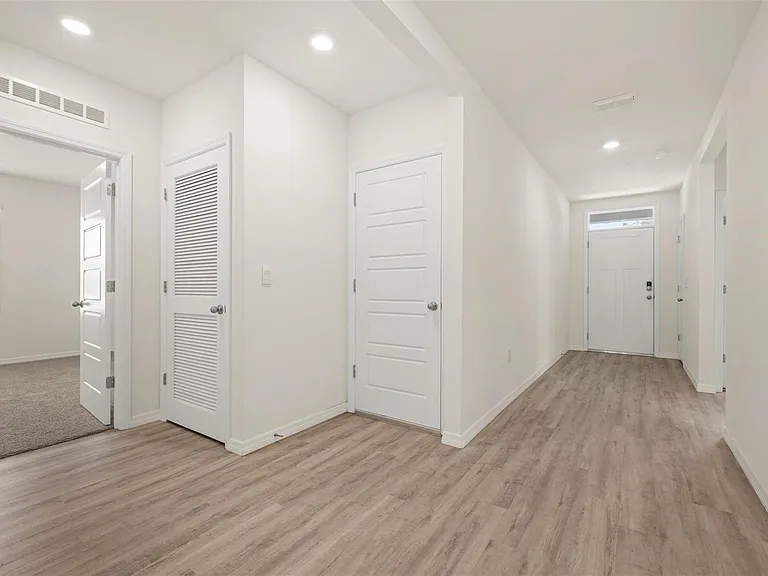 1078 Clay Blvd — Photo 26