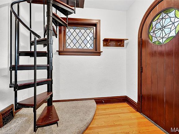 4th image of 5505 Lisette Ave