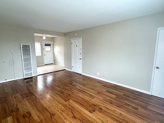 2nd image of 2208 Poinsettia Dr