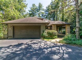 3429 Hebron Rd, Hendersonville, NC 28739