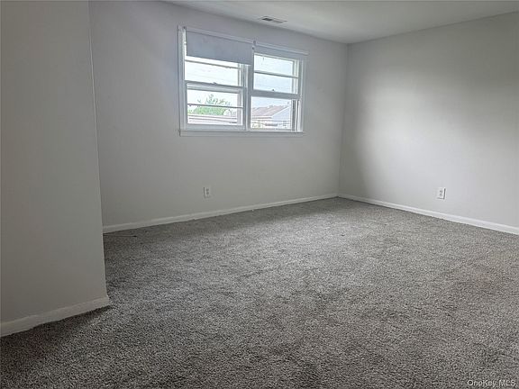 2nd image of 124 Parkdale Dr