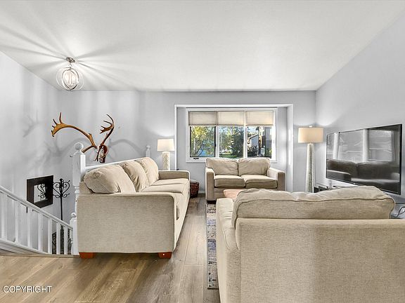 5th image of 3831 Winchester Loop