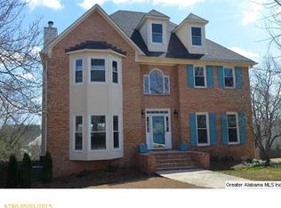 2076 Cahaba Crest Dr, Birmingham, AL 35242
