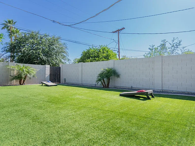 7435 E Granada Rd — Photo 2