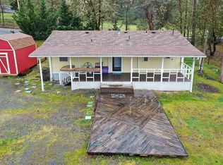 104 Lancelot Ln, Merlin, OR 97532