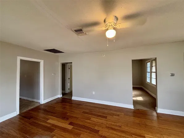 2917 Reid St, Houston, TX 77026