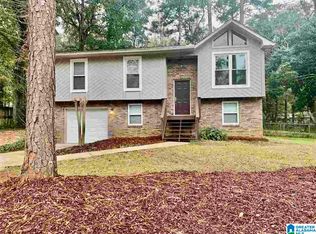 908 Burnt Pine Dr, Maylene, AL 35114