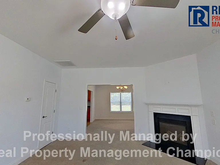 204 Murifield Dr — Photo 5