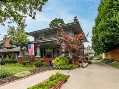 6033 Central St, Kansas City, MO, 64113