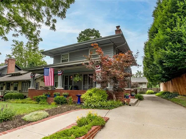 6033 Central St, Kansas City, MO 64113