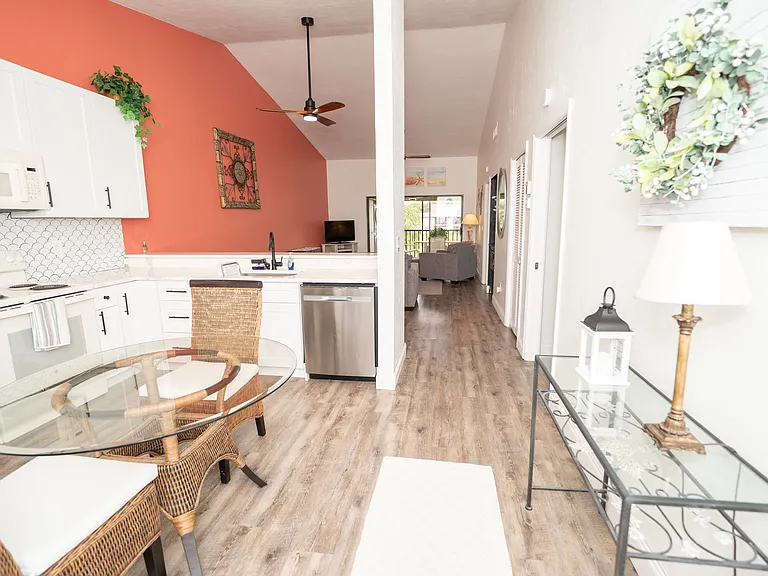 13120 Cross Creek Blvd #208 — Photo 7