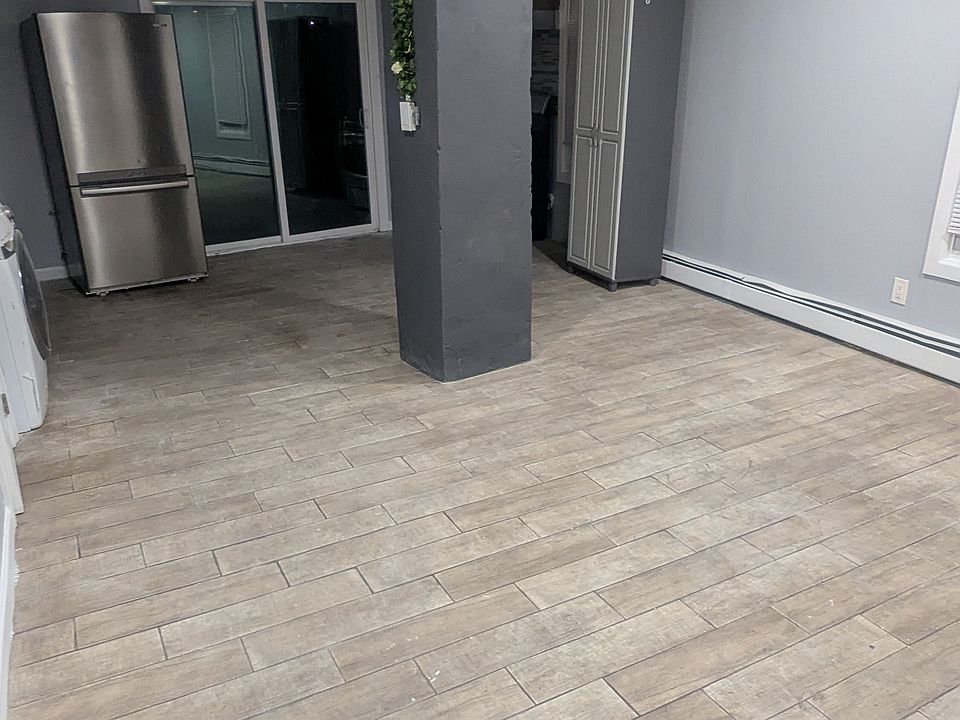 1st image of 309-311 W Broadway #309-311