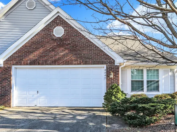 8445 Viburnum Ct, Indianapolis, IN 46260